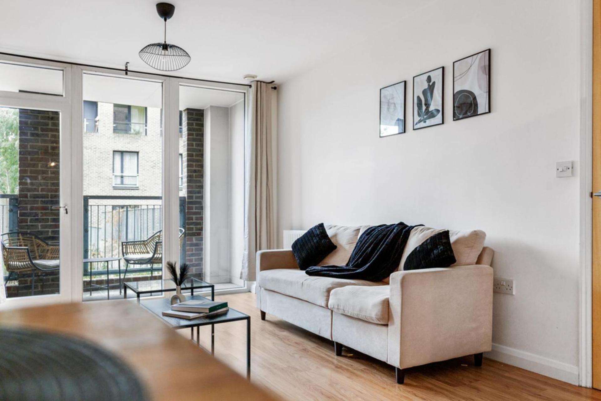 Modern 2-bed In Stratford Appartamento Londra